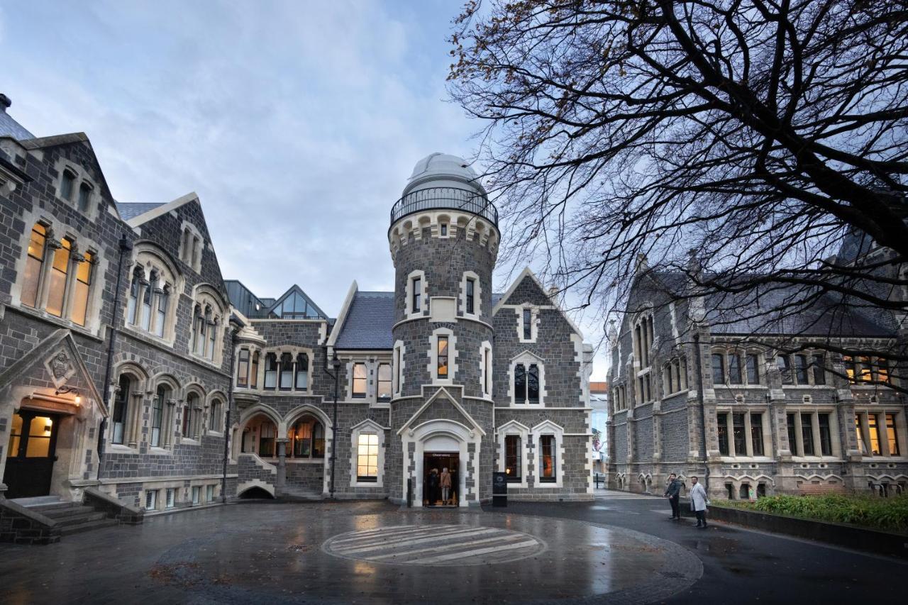 The Observatory Hotel 基督城 外观 照片 The University of Canterbury