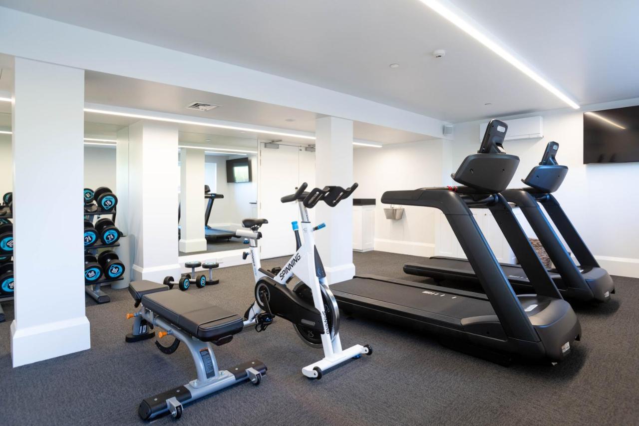 The Observatory Hotel 基督城 外观 照片 The gym at the 1001 Club